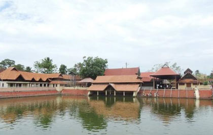 sreekrishna-temple-in-alappuzha.jpg